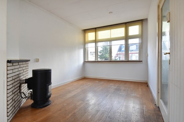 Medium property photo - Van den Berghstraat 6A, 2522 ZP Den Haag